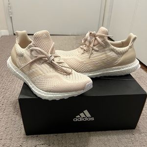 New Sneakers Adidas Ultraboost 5.0 Uncaged DNA Women size8 IvoryWhite